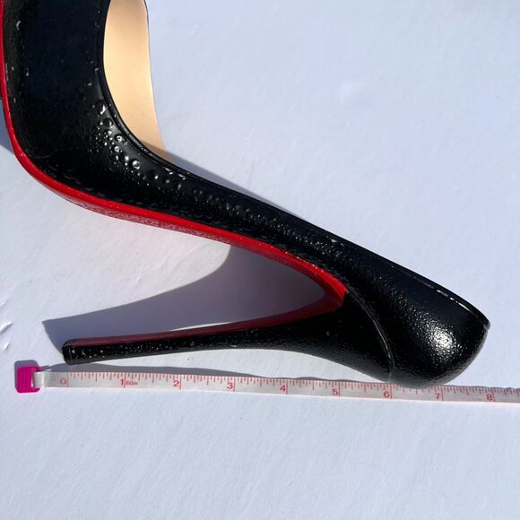 Wild Eye Designs Wine Bottle Holder Stand Stiletto High Heel Shoe Black Red - Picture 15 of 16